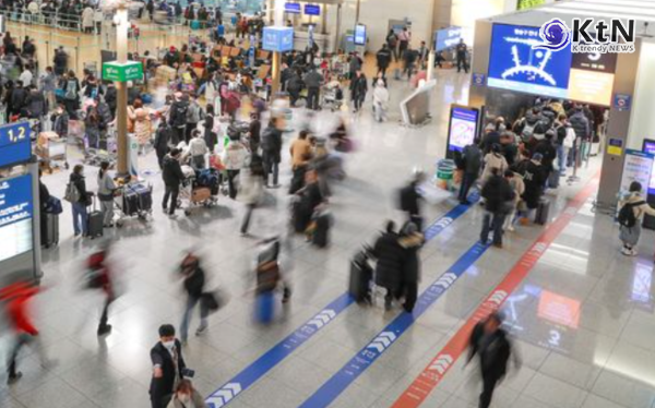 해외여행 수요 회복 설 연휴 인천공항 하루 20만명 넘는다 사진=2026. 02.12    사진은 인천공항 제1여객터미널 출국장의 모습. 사진=인천공항공사 K trendy NEWS DB ⓒ케이 트렌디뉴스 무단전재 및 수집, 재배포금지