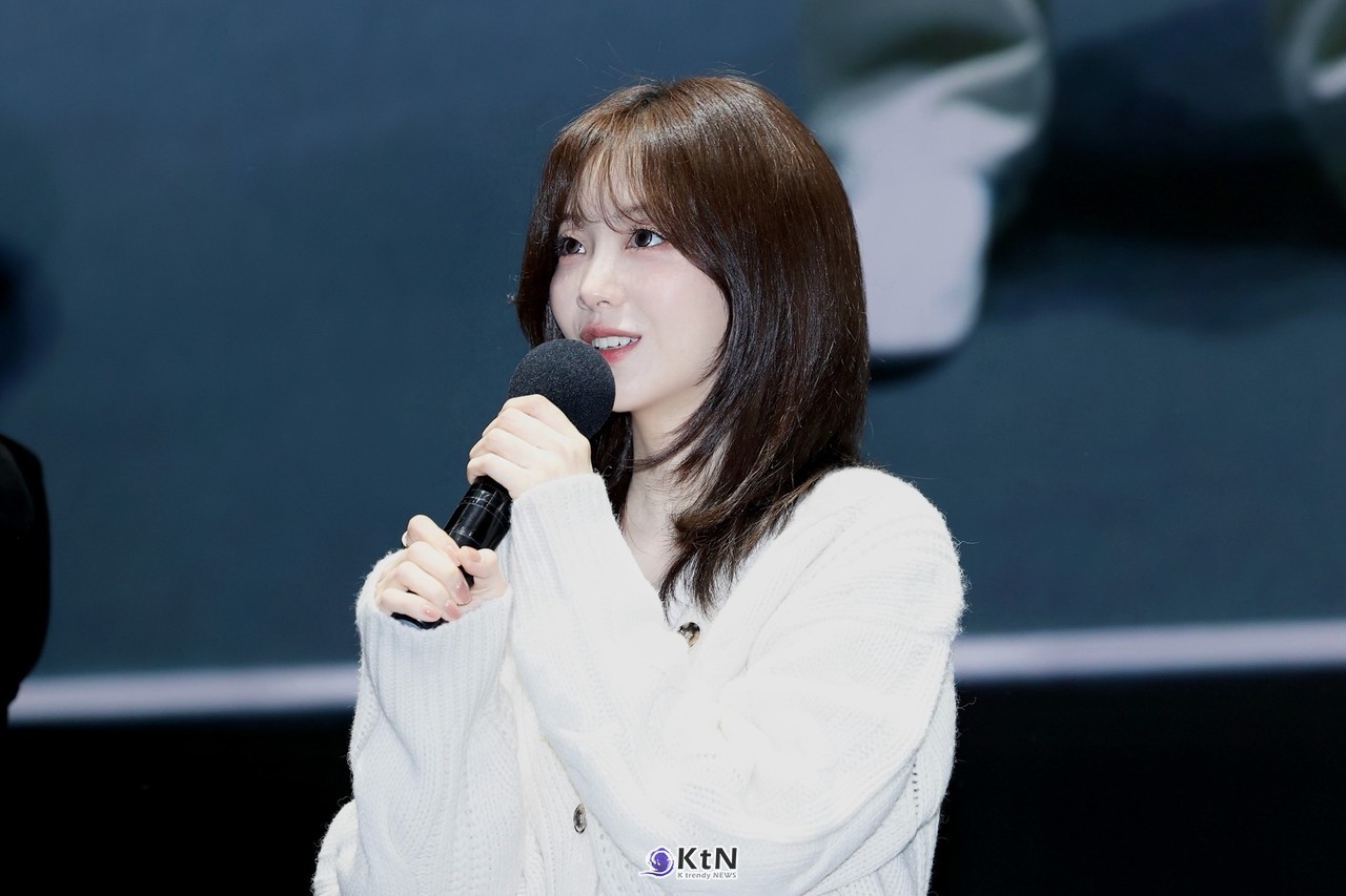 [KtN 현장포토] '최종면접' 조이현, 객석 밝히는 화이트 니트…설렘 가득 첫 무대인사  사진=2026. 10.31 K trendy NEWS DB ⓒ케이 트렌디뉴스 무단전재 및 수집, 재배포금지