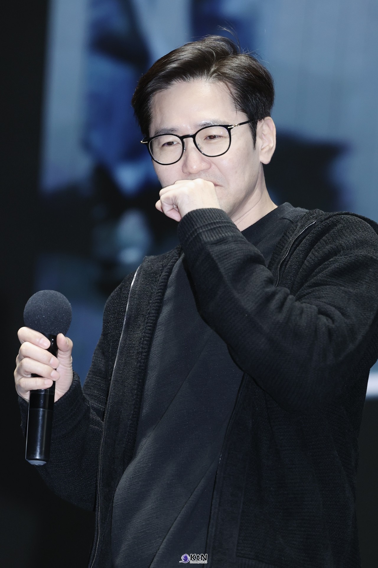 [KtN 현장포토] '최종면접' 김정훈 감독, 첫 무대인사서 관객 향해 벅찬 미소 사진=2026. 10.31 K trendy NEWS DB ⓒ케이 트렌디뉴스 무단전재 및 수집, 재배포금지